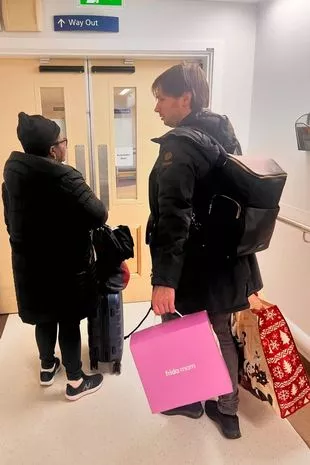Oti Mabuse分享了从医院带女儿回家一年后的情感更新